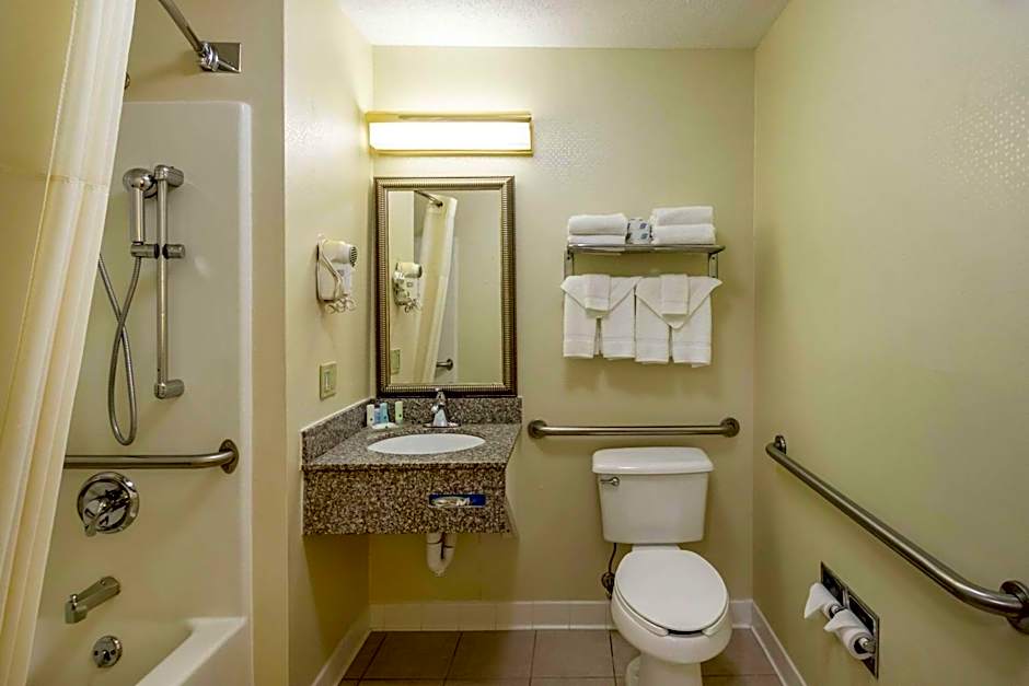 Quality Inn Mineral Point