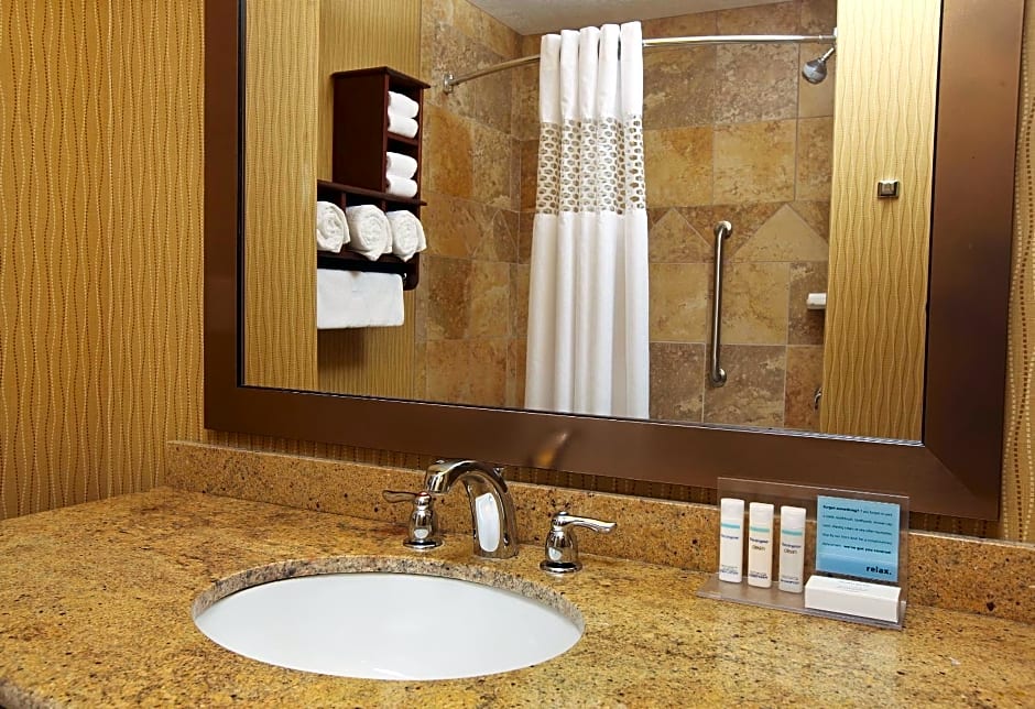 Hampton Inn & Suites Fargo Medical Center