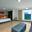 Leblon Suites Hotel Milla de Oro