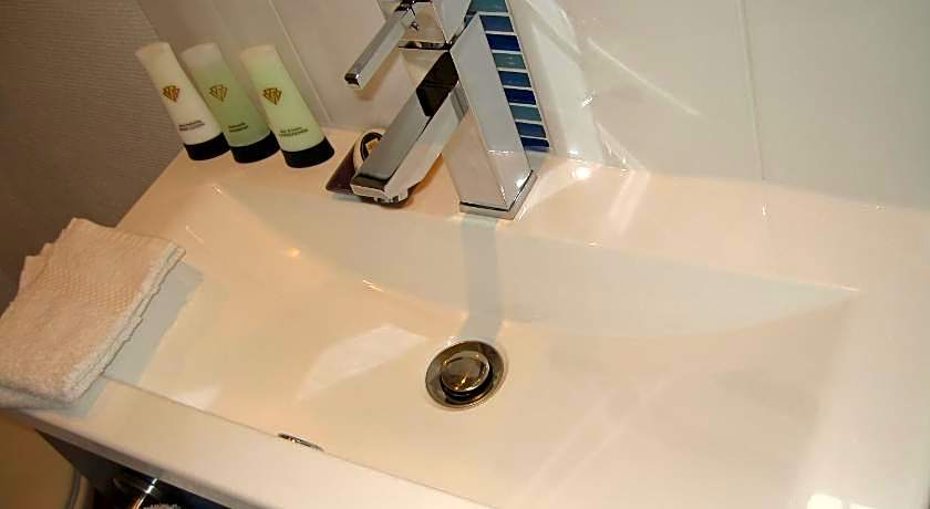 la cigale sous l'olivier