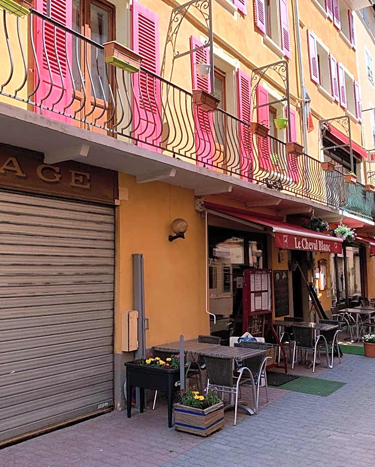 Hôtel Du Cheval Blanc Barcelonnette