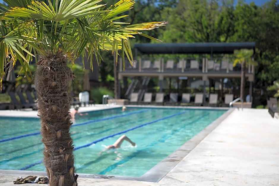 Calistoga Spa Hot Springs - Authentic Hot Springs Spa & Resort