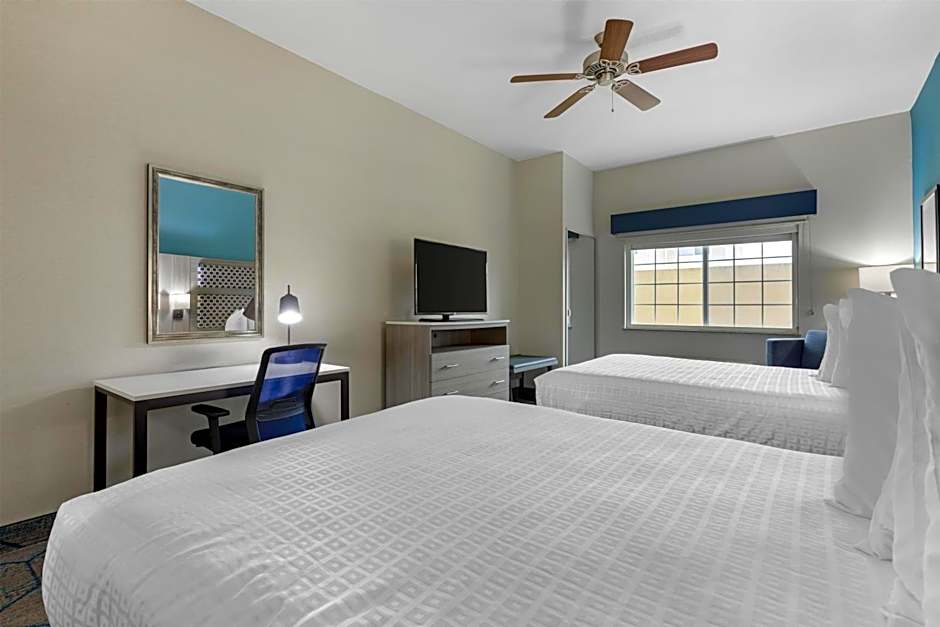 Best Western Plus Wasco Inn & Suites