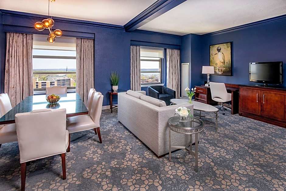 Photo 1 of 8 of Larger 1 King Bed Suite