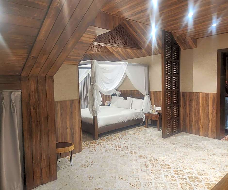 Hotel Pine Spring Gulmarg