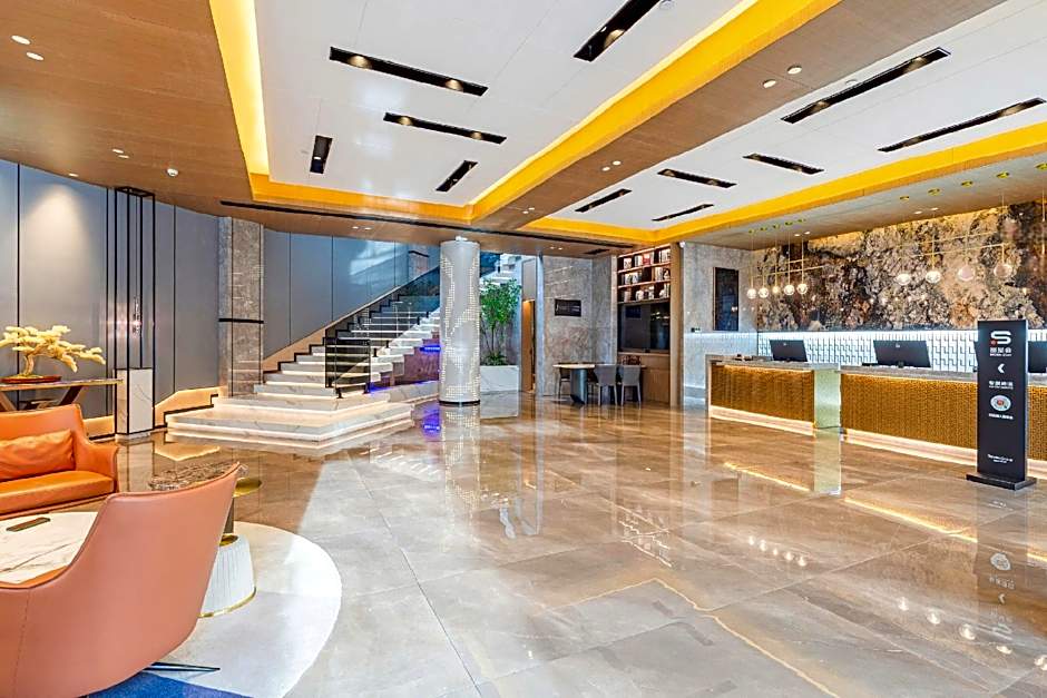 Fuji International Hotel Zhangbei Qingming Street