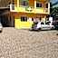 Gênesis Beach Hostel! Quartos compartilhados e privativos na Pinheira