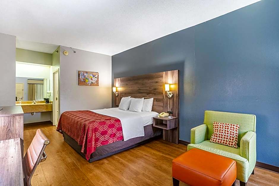 Royal Palms Inn