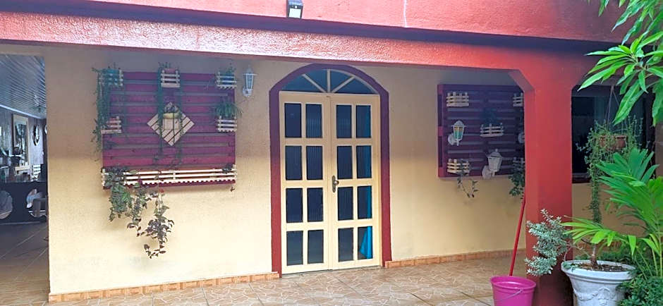 Excelente Casa no Bairro Mundo Novo com piscina