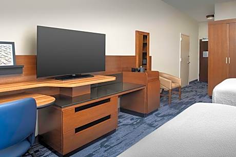 Queen Room with Two Queen Beds and Adapted Tub - Mobility and Hearing Accessible