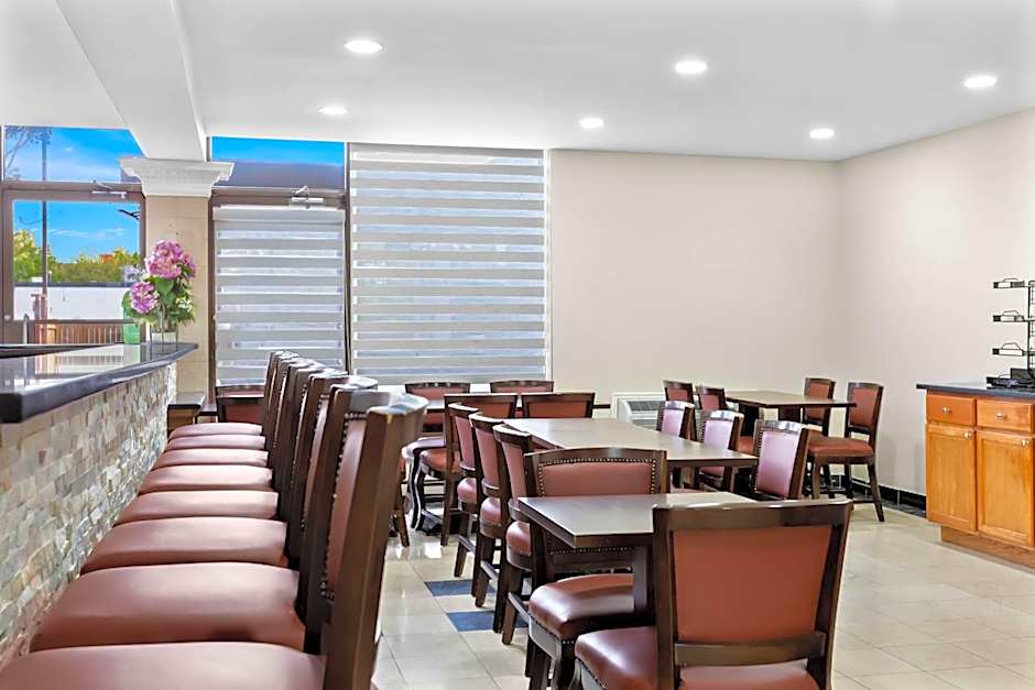 SureStay Plus by Best Western Windsor