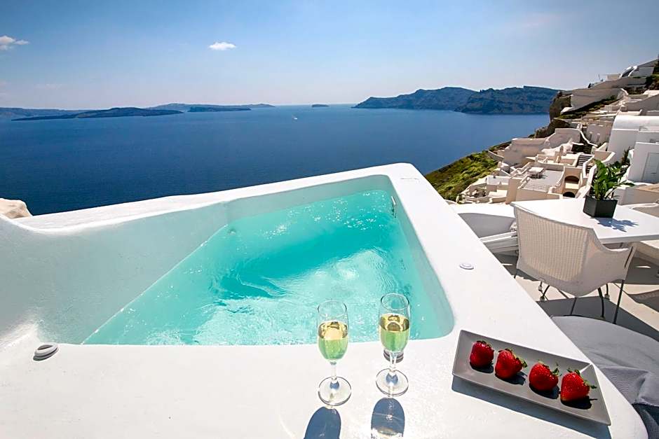Onar Villas Oia - Onar Hotels Collection