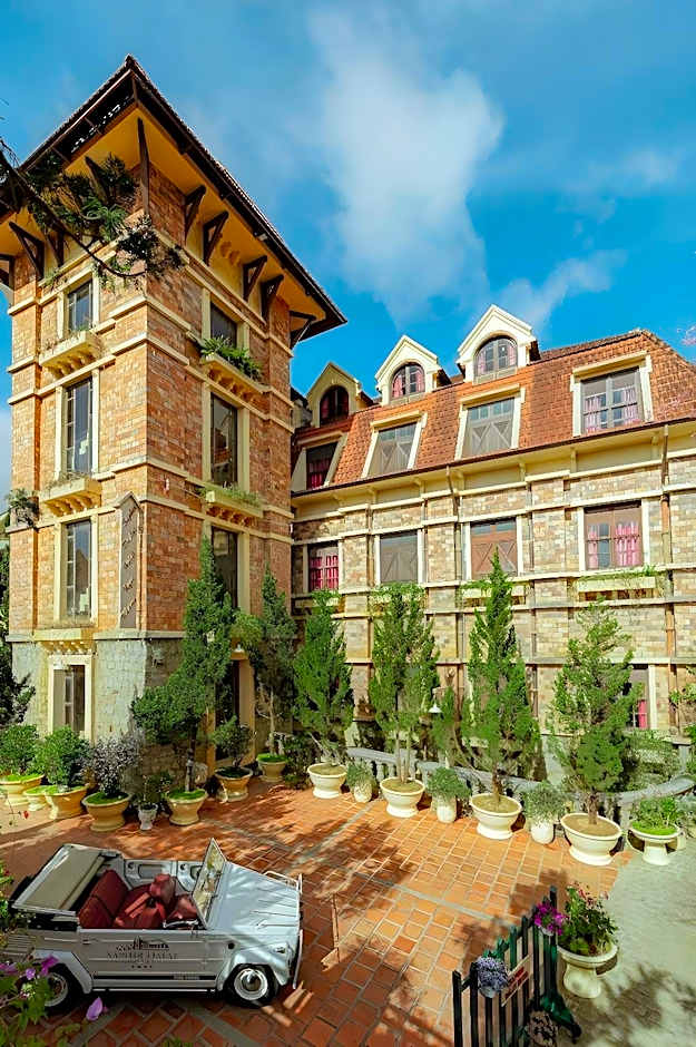 Saphir Dalat Hotel