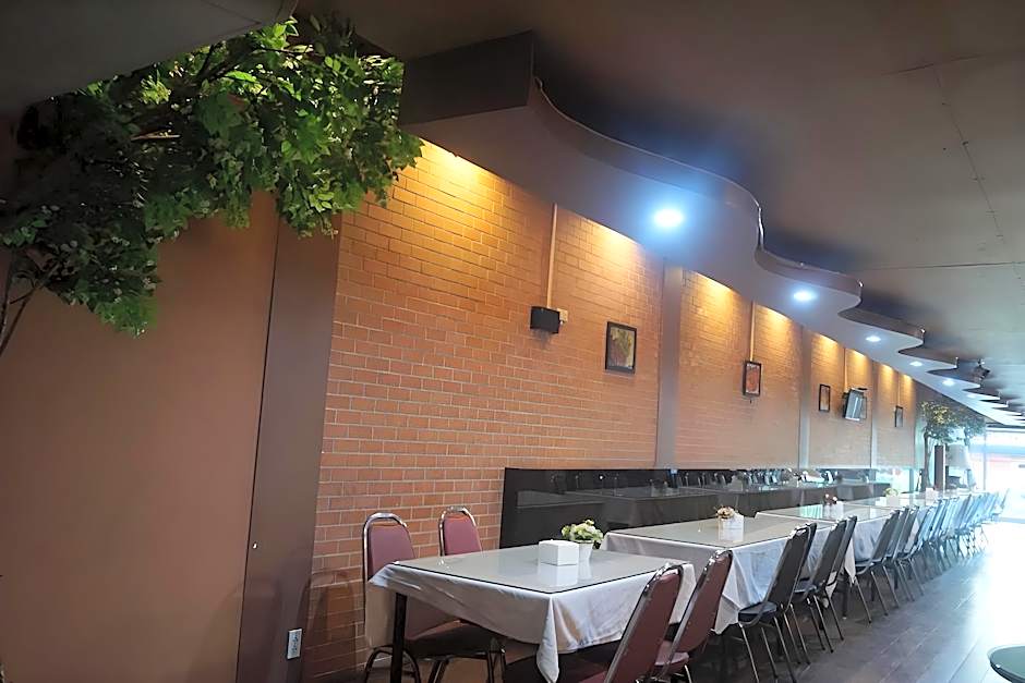 Bangkok Travel Suites Hotel