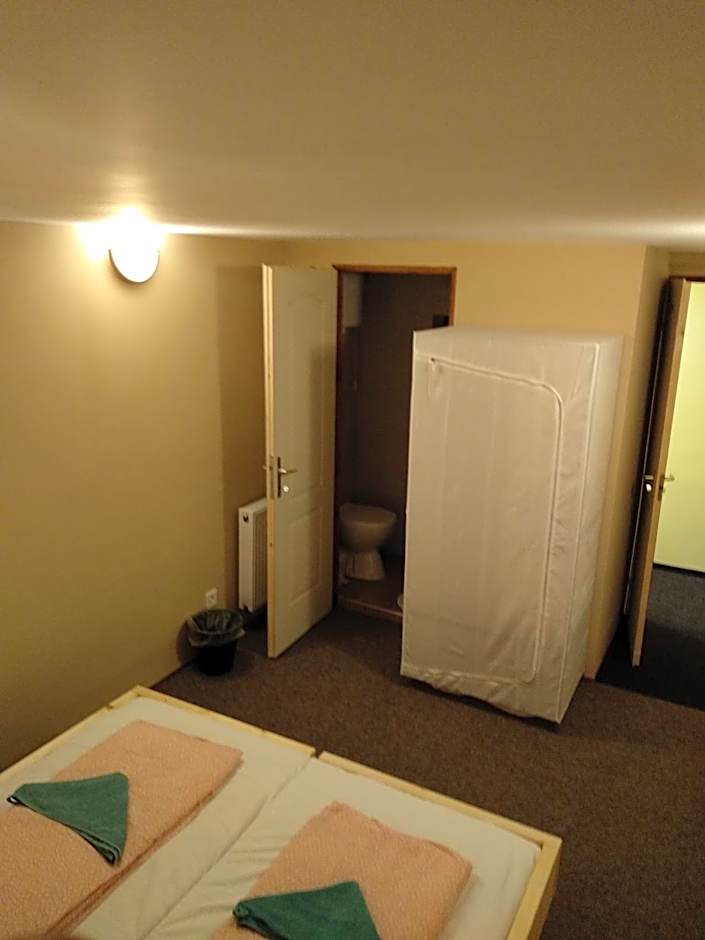 HoBar Hostel