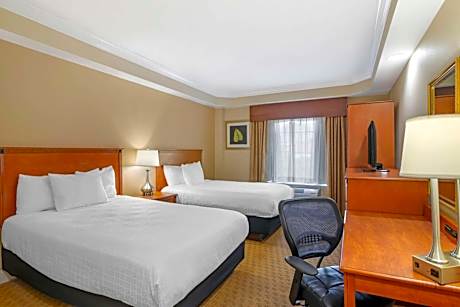 Double Room with Two Double Beds and Roll-In Shower - Mobility Access/Non-Smoking