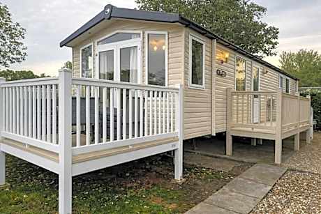 Prestige Static Caravan on 5 Star Holiday Park