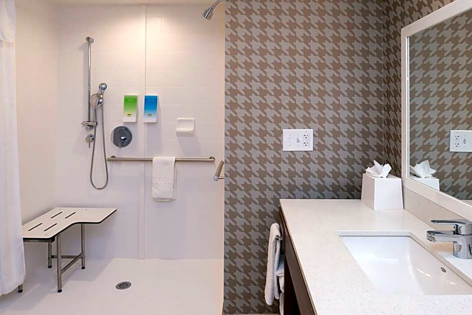 Home2 Suites by Hilton Columbus/West, OH