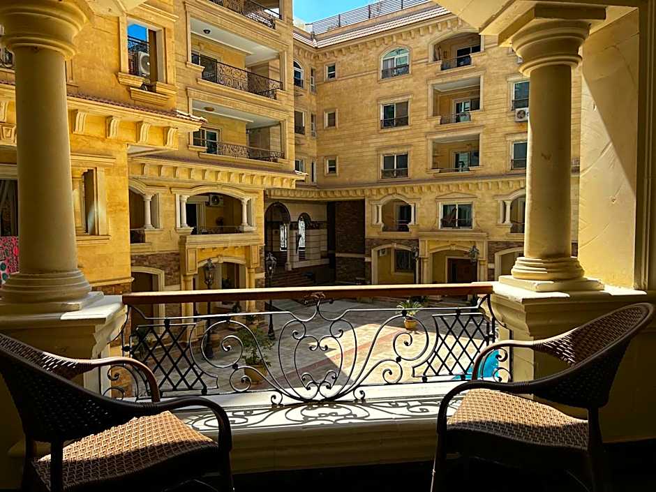 Onyx Pyramids Boutique Hotel