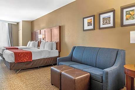 Superior Business Room with Two Queen Beds - Non-Smoking