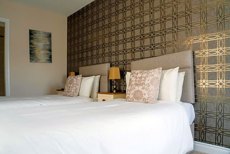 Plougastel House B&B