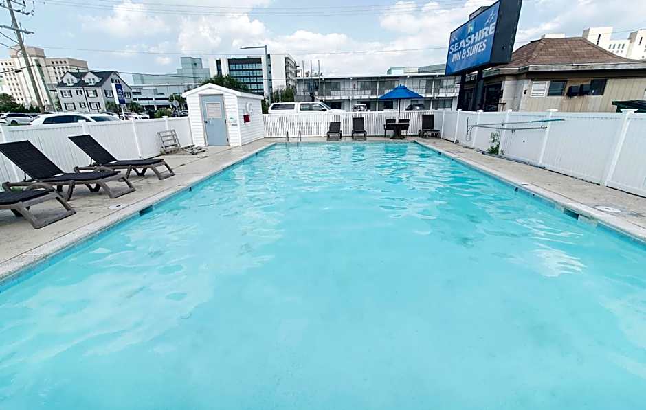Seashire Inn & Suites