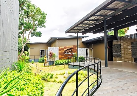 Rasta Hostel by Little Boat 