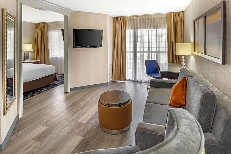 Best Western Plus Miamisburg-Dayton Suites, Banquets & Hotel