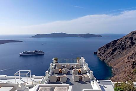 Cliff Side Suites