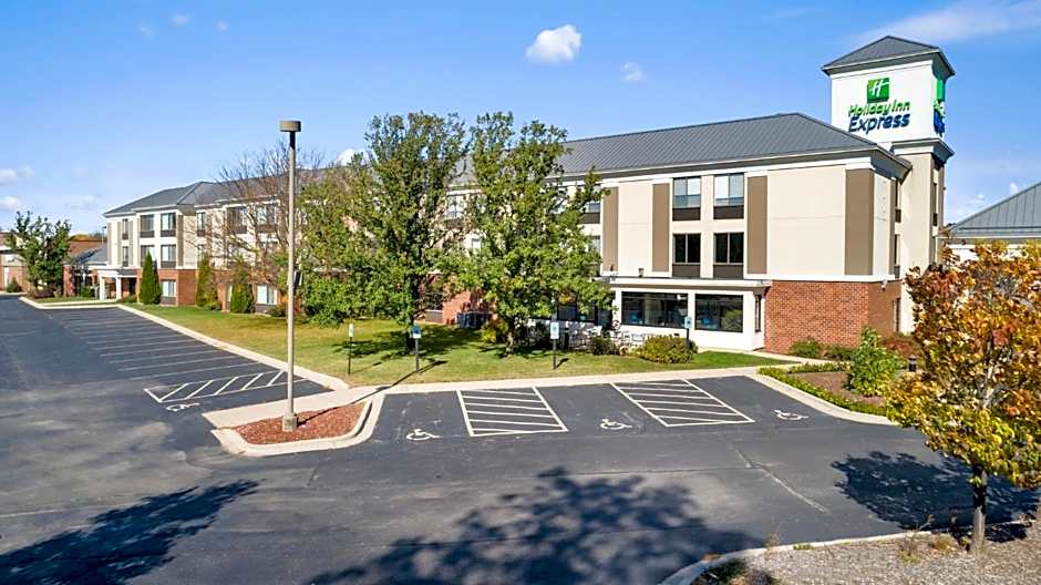 Holiday Inn Express - Delafield By IHG