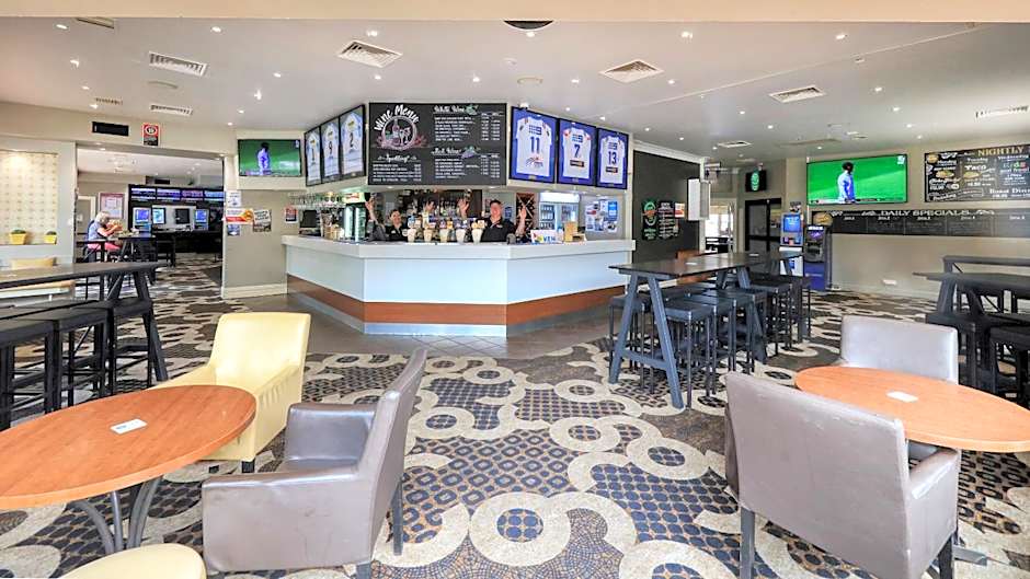 Coachman Hotel Motel