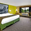 Super 8 by Wyndham Davenport