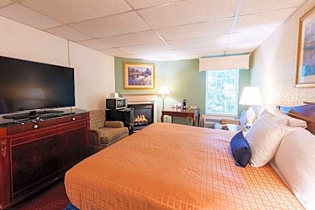 King Room with Fireplace