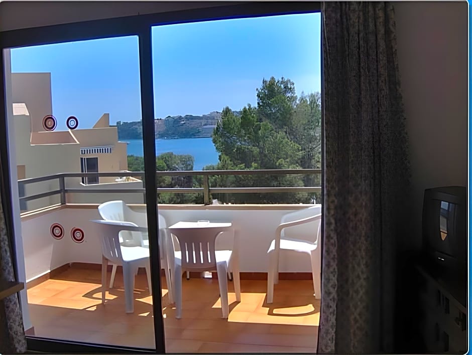 Marina Palmanova Apartamentos