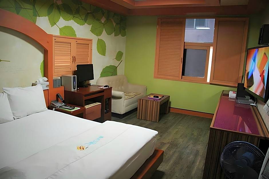 New Grand Hotel
