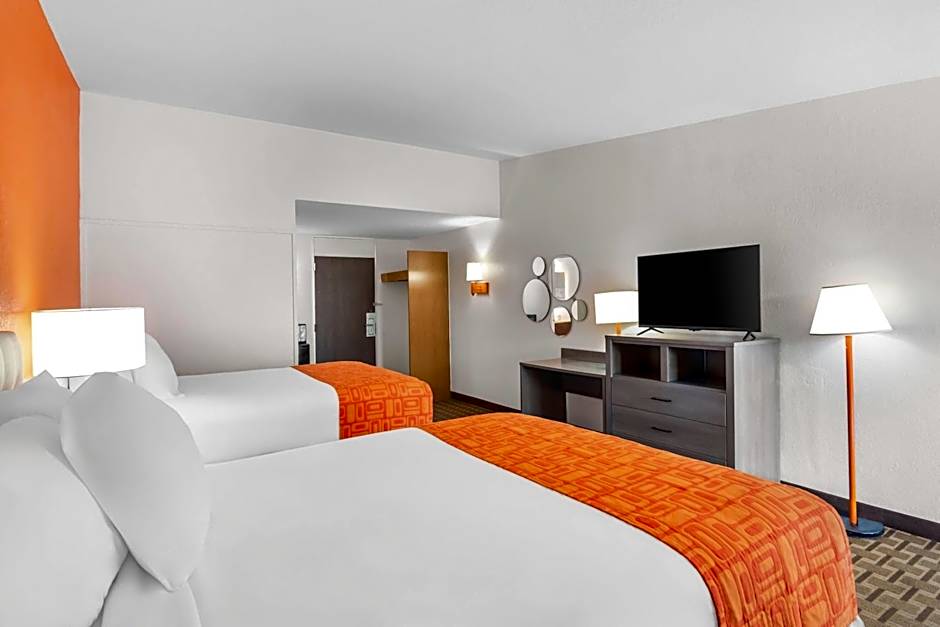 Howard Johnson by Wyndham Vero Beach / Downtown