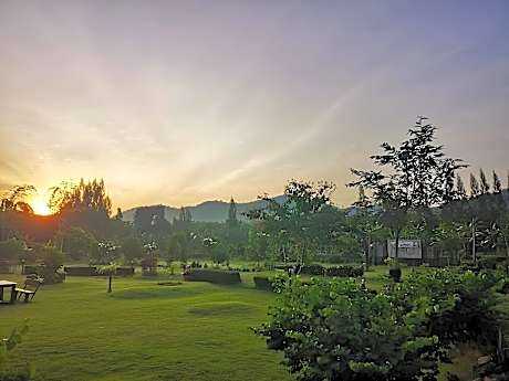 Baan Rai Suan Phueng Homestay & Camping