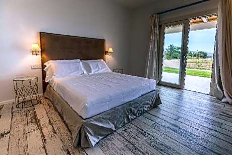 King Room with Garden View