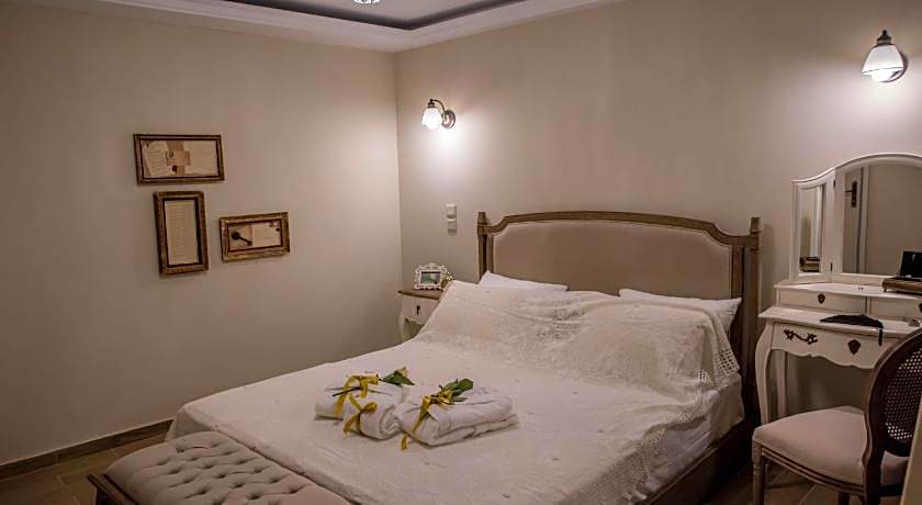 Kyria Boutique House