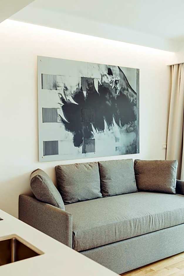 Marina Gardens Boutique&Suites