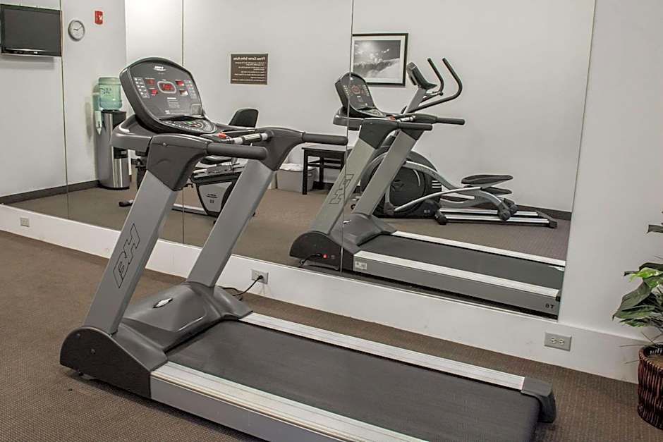 Sleep Inn & Suites Harbour Pointe