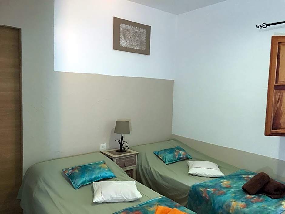 Casa Rural Paloma B&B
