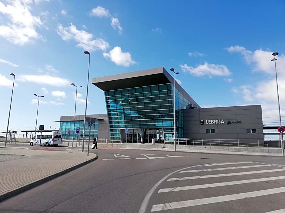 Hotel LB Lebrija by MA 22 Puntos