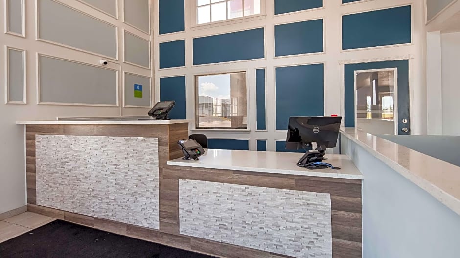 SureStay Hotel by Best Western Olathe