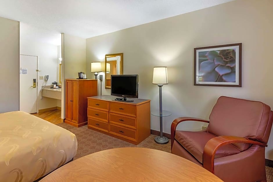 Quality Inn & Suites Raleigh Durham Airport