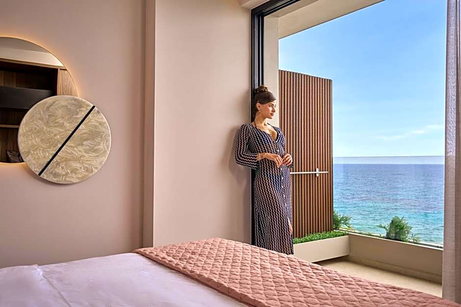 SEA ZANTE Luxury Beachfront Retreat