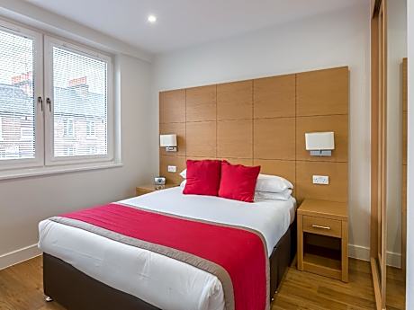 One Bedroom Apartment