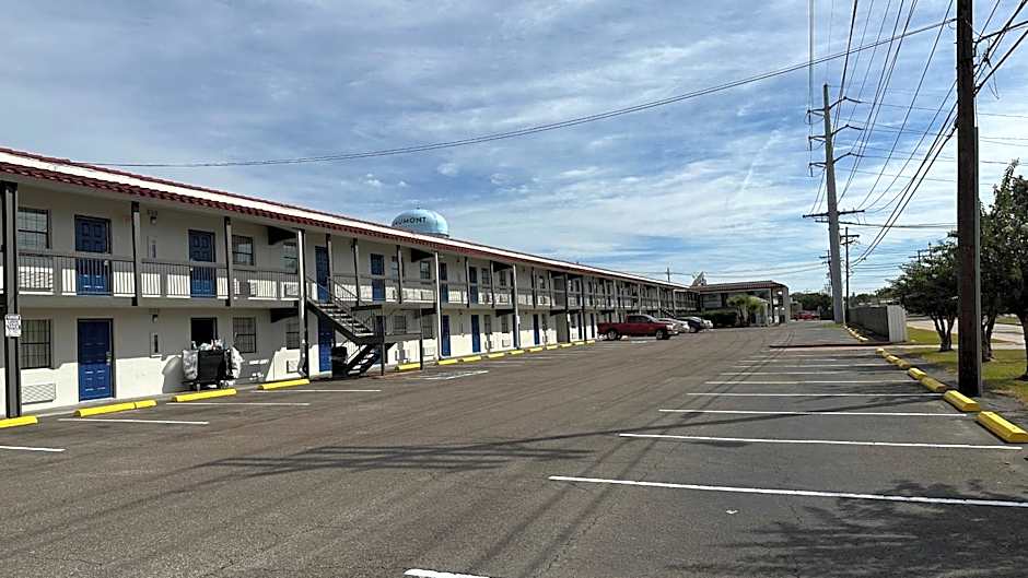 Motel 6-Beaumont, TX