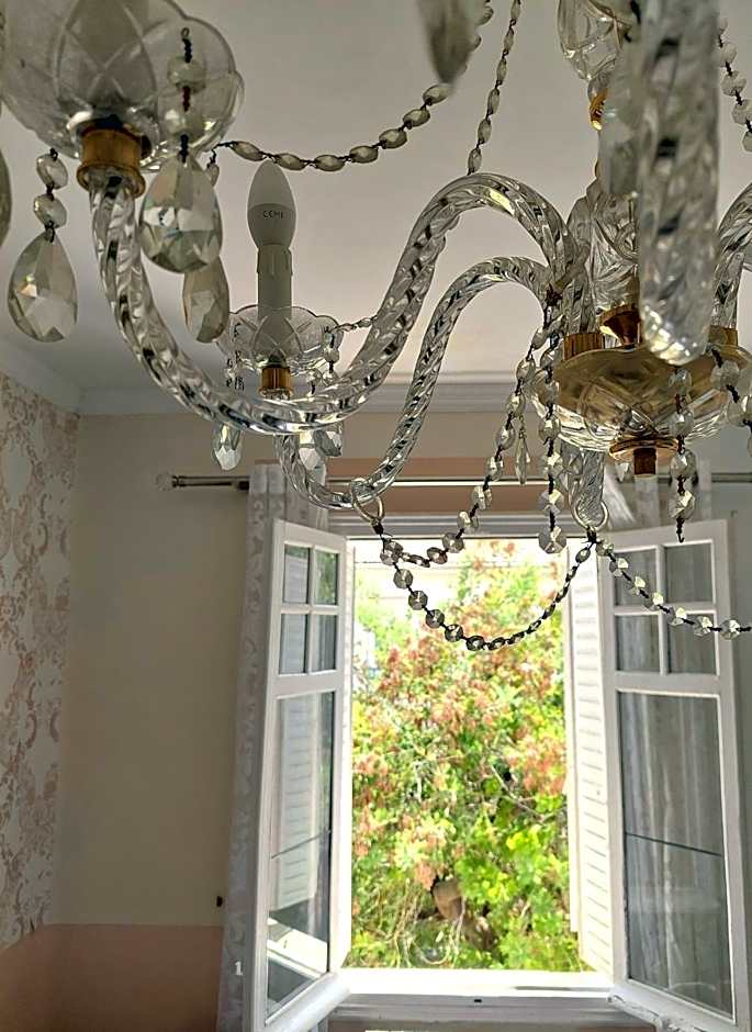 N1 Casa de Madrid - greenpeace line