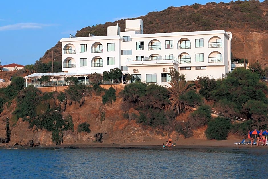 E.J. Pyrgos Bay Hotel